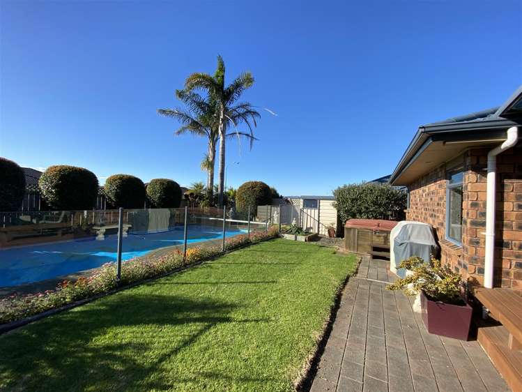 2 Sunset Drive Pukekohe_14