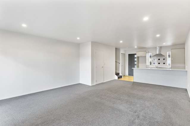 4/2 Cawley Street Ellerslie_4