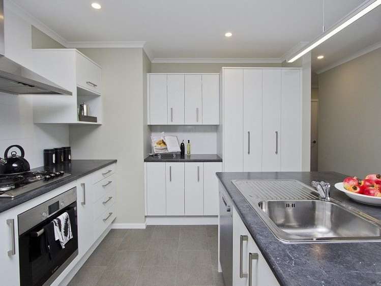 23 Fraser Colman Grove Wainuiomata_4