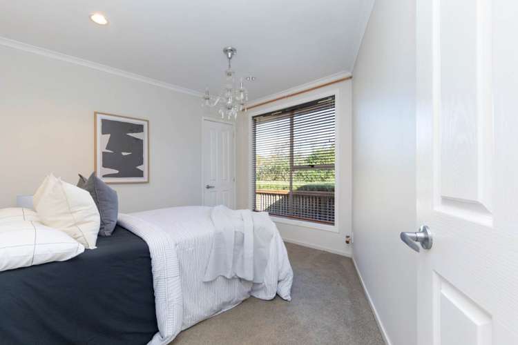 46 Onedin Place Titirangi_13