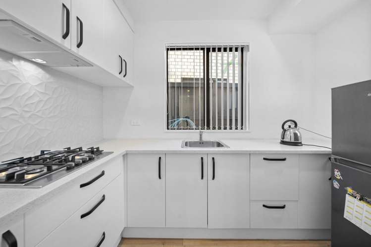 31 Tims Crescent Flat Bush_4