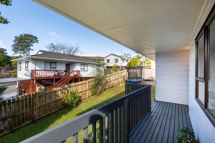 2/16 Caribbean Drive Unsworth Heights_12
