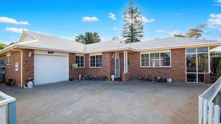 2/1 Sierra Avenue_0