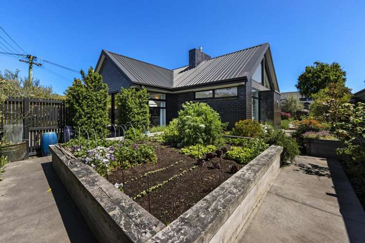 17 Lees Road Strowan_26