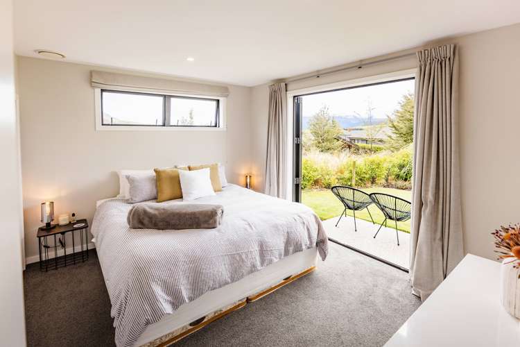 42 Mcadam Drive Jacks Point_9