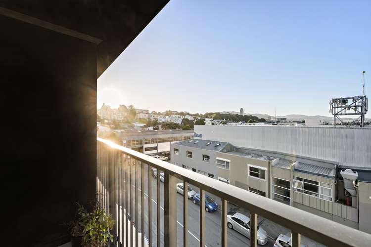 405/21 King Street Mount Cook_12