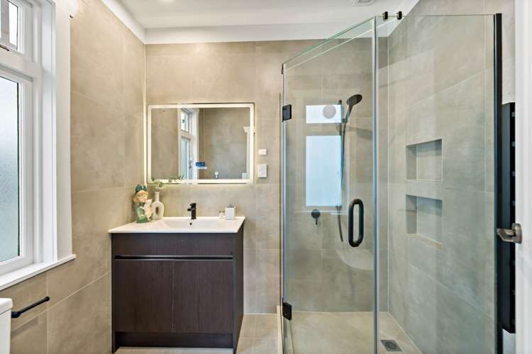 3 Watling Street Mount Eden_12