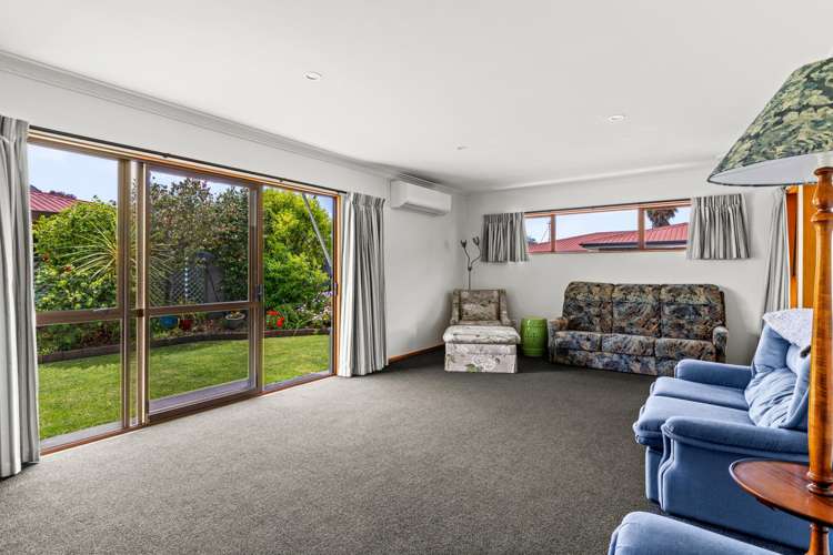 2/5 Forward Street Greenmeadows_9