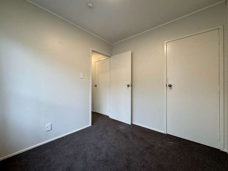11A Jonathan Place Sunnynook_6