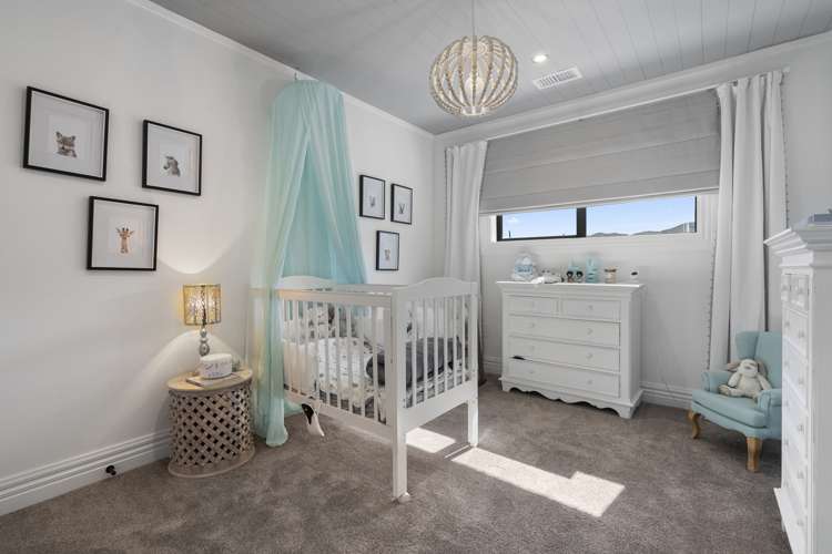 33 Waitohu Road York Bay_17