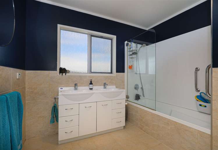 1025 Hetherington Road Ruawaro_23