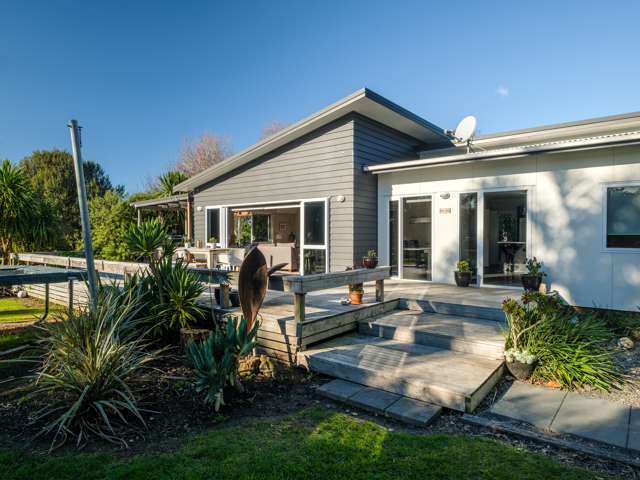 57 Lloyd George Road Wainui_2