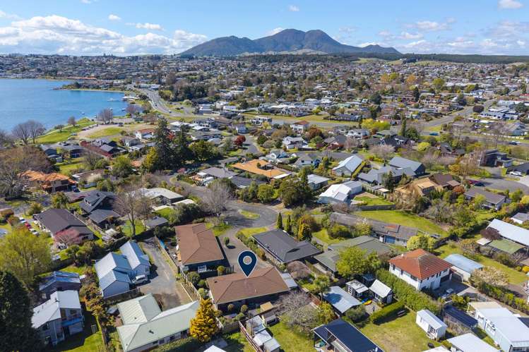 2/7 Kathleen Place Rainbow Point_28