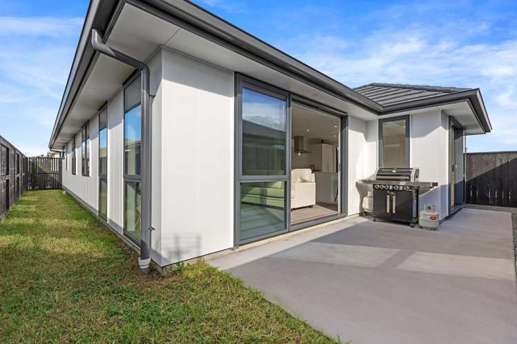 5 Tractor Way Papamoa_15