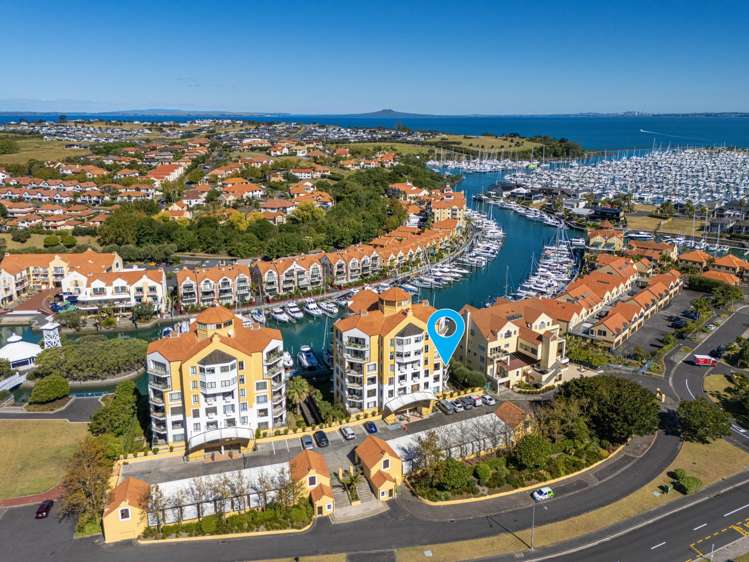61 Waterside Crescent Gulf Harbour_17