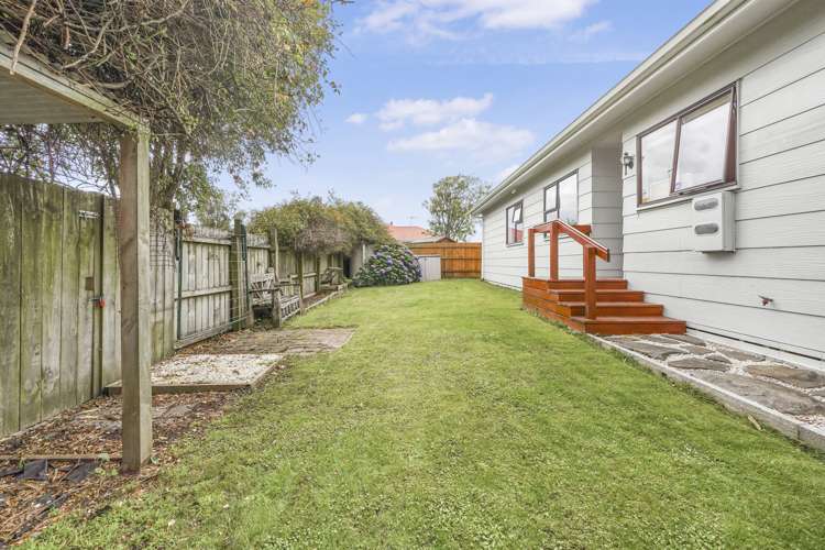 45 Ashurst Avenue Pukete_24