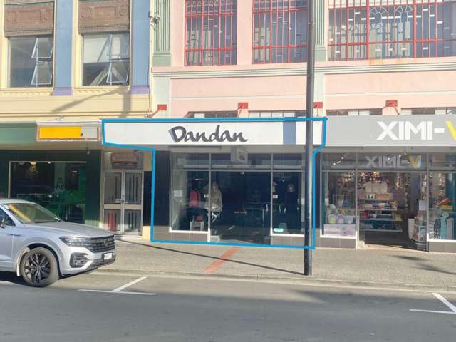 Generous Retail Space Without the Premium Price