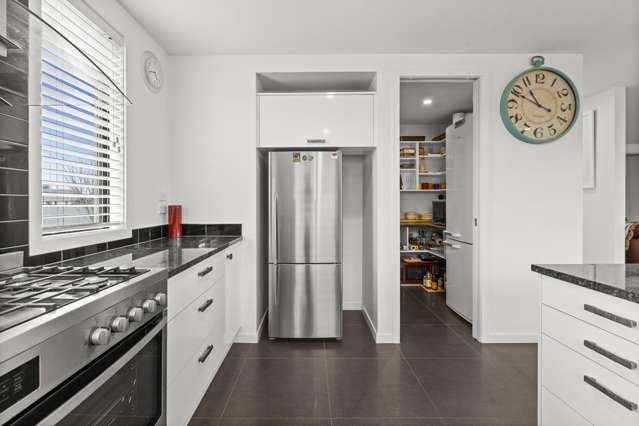 11 Aparima Place Awatoto_4