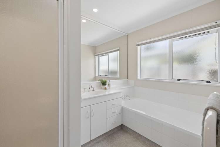 49 Gravatt Road Papamoa_16