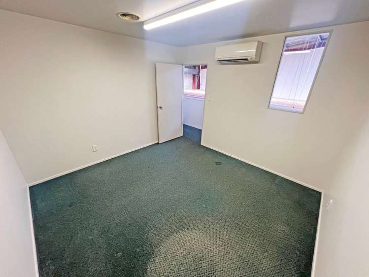 Unit B/147 Manukau Road Pukekohe_7