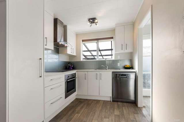 2/34 Reynella Drive Massey_4