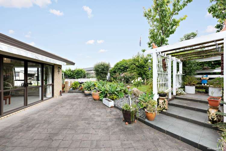 12 Gairloch Place Wattle Downs_14