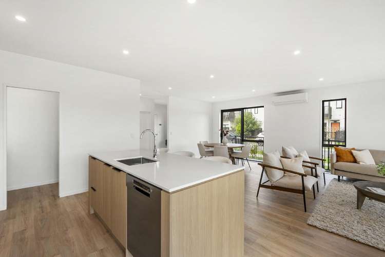 19 Karamu Street Flat Bush_5