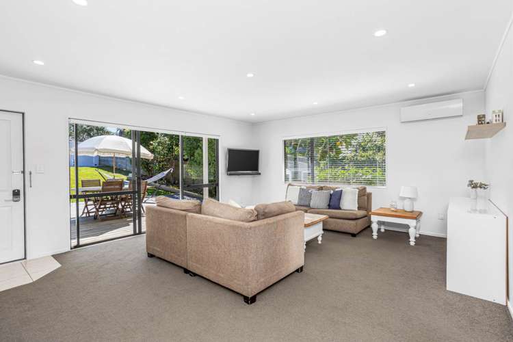 67 Charlotte Street Stanmore Bay_11