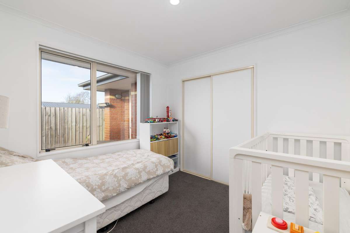 260E Breezes Road_2