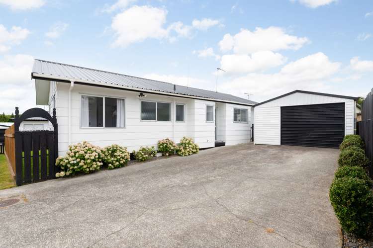 8B Huia Avenue_0