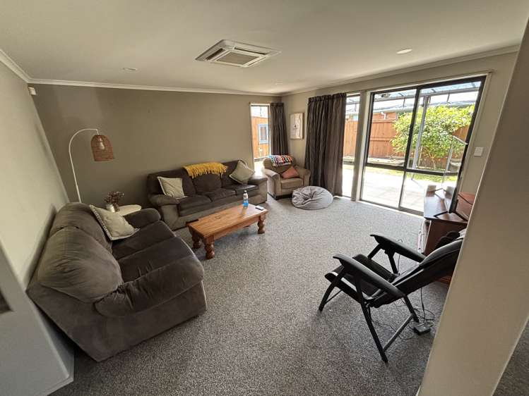 5 Nobleman Place Hamilton East_6