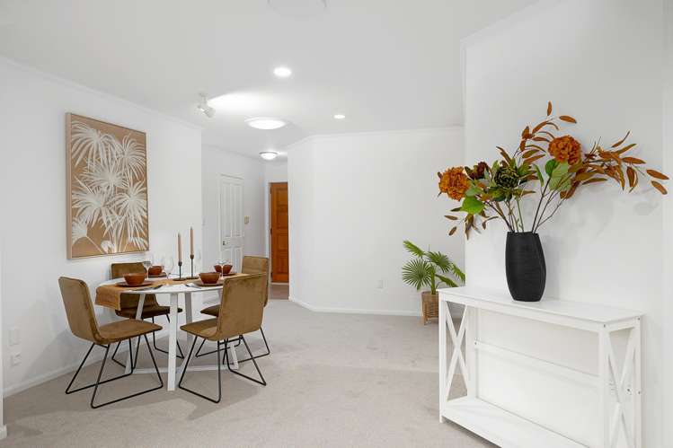 17A Tirimoana Road Te Atatu South_15