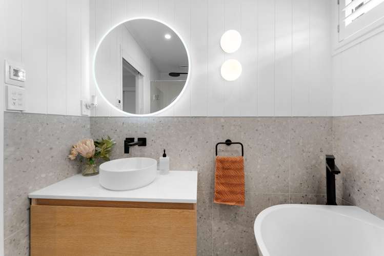 1/16 Penton Road Stanmore Bay_14