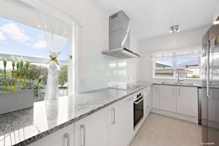 1/60 Elliot Street Howick_10