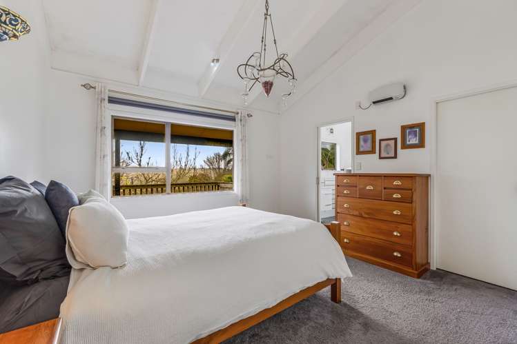 1/1 Sharon Road Browns Bay_15
