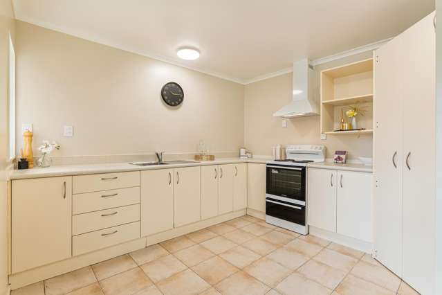 8 Elder Place Massey_4