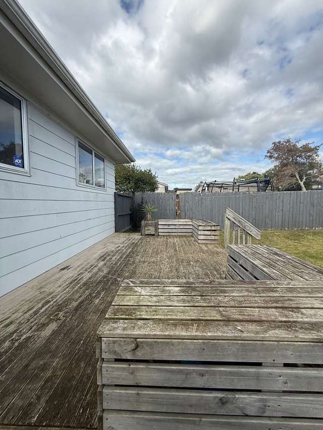 7 Yearsley Place Manurewa_3