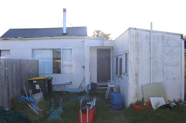 65 David Street_4