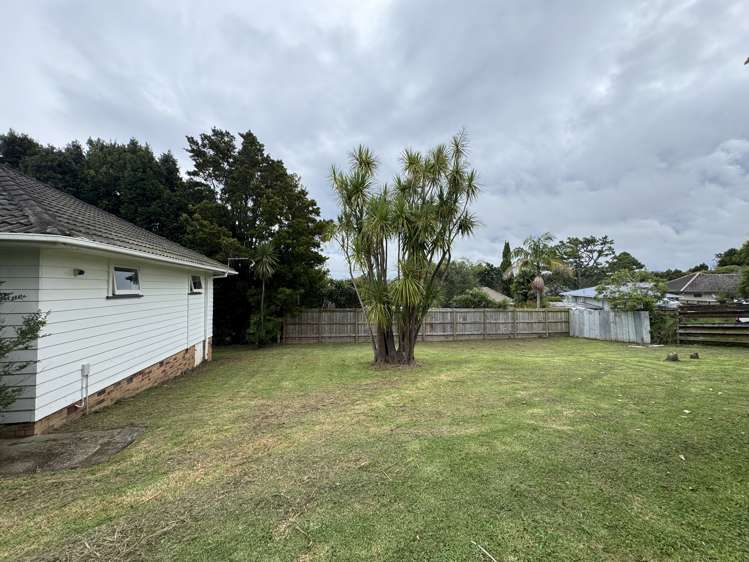 55a Tirimoana Road Te Atatu South_21