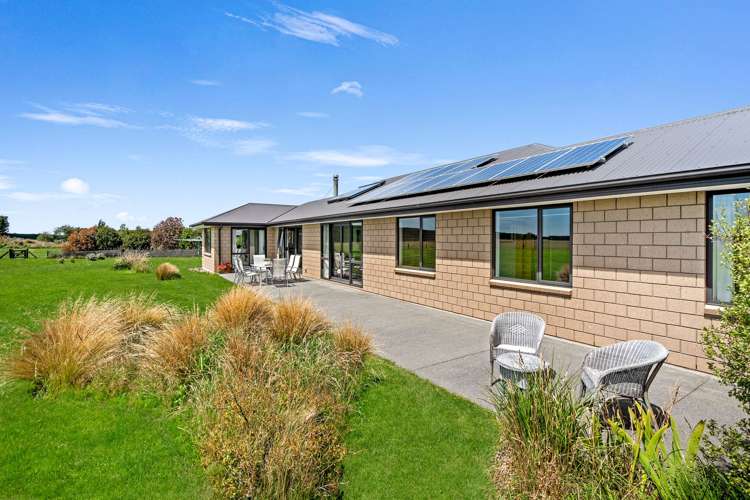 24 Whitcombe place Darfield_33