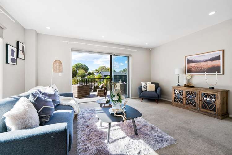 11/31 Verbena Road Birkdale_2