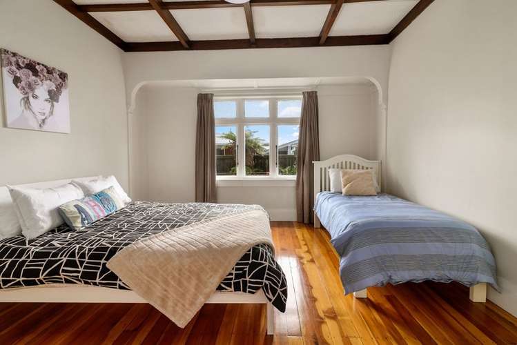 100 Ranolf Street Glenholme_13