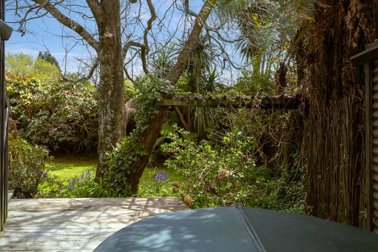 200 Mangaroa Street Tokaanu_23