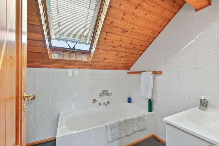 457 Central Road South Upper Moutere_19