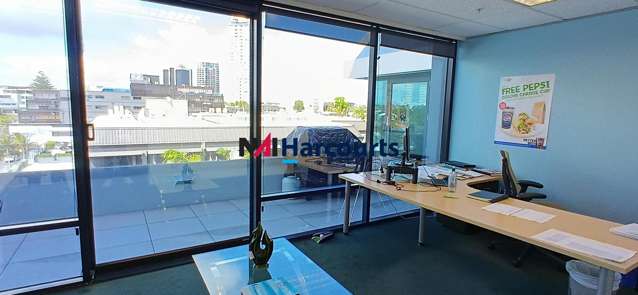 1/L3/95 Hurstmere Road Takapuna_1