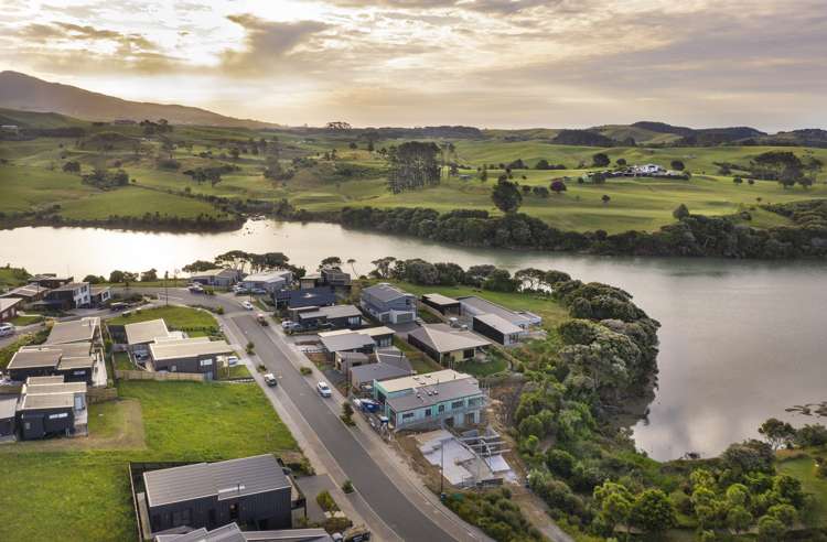 23 Omahina Street Raglan_45