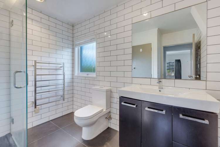 13 Highlight Parade Te Atatu South_10