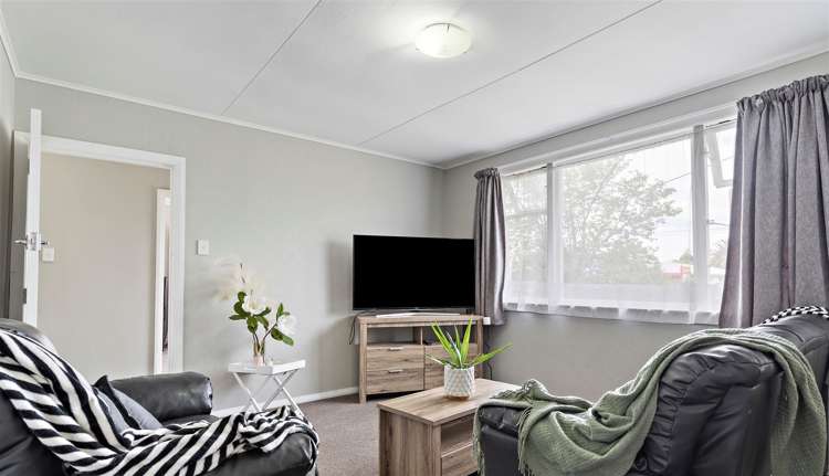 206 High Street Solway_7