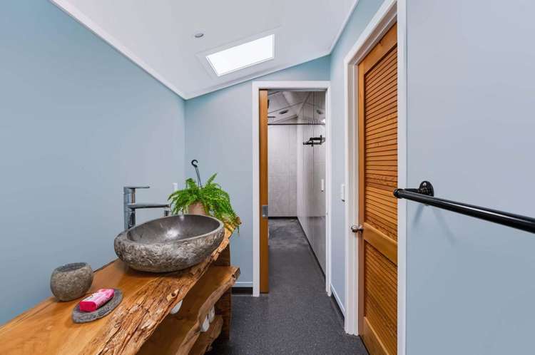9 Beach Road Patea_15
