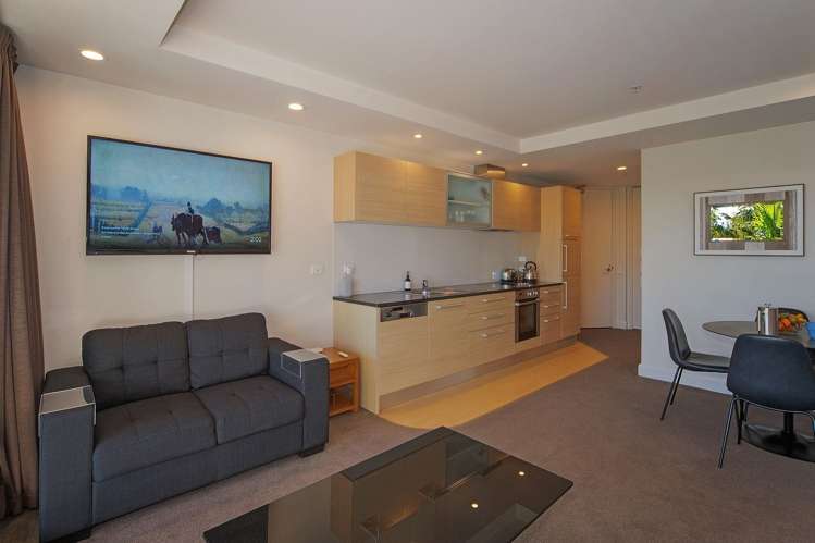 10/5 Bisley Avenue Moana_9